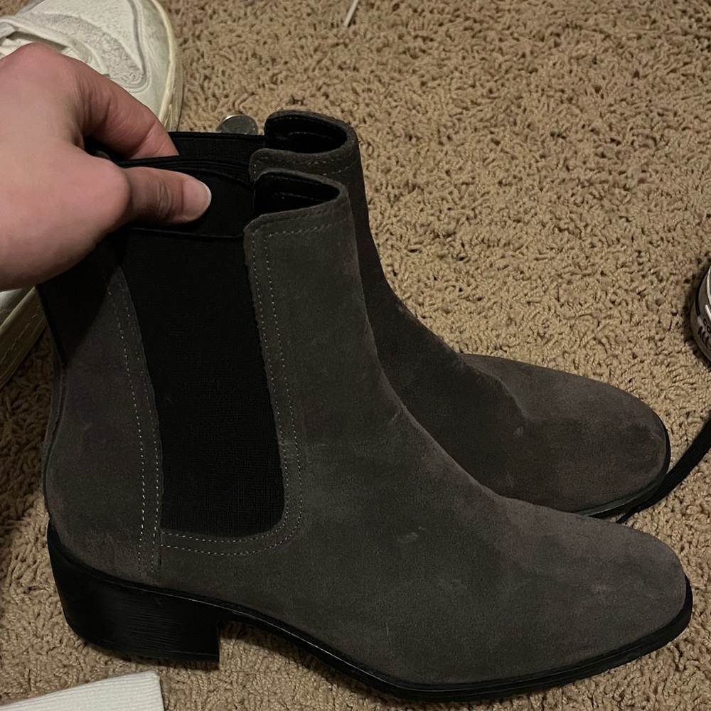 Womens Gray Suede Cheisea Boots